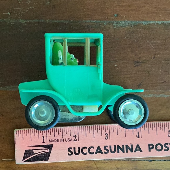 π¨ Deadstock 1948 Ford F1 ICE CREAM TRUCK Howard Johnsonβs NIB - Picture 14 of 16